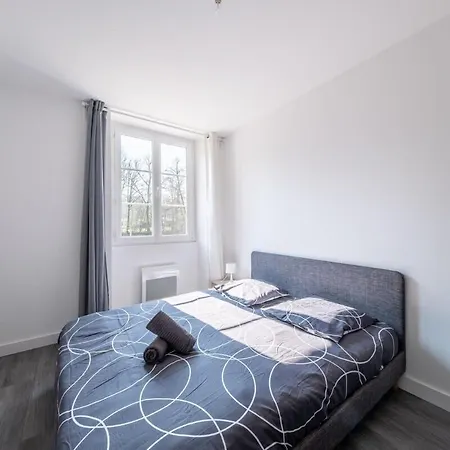 Exceptionnel Proche Paris 15 P Holiday home Jouy-sur-Morin
